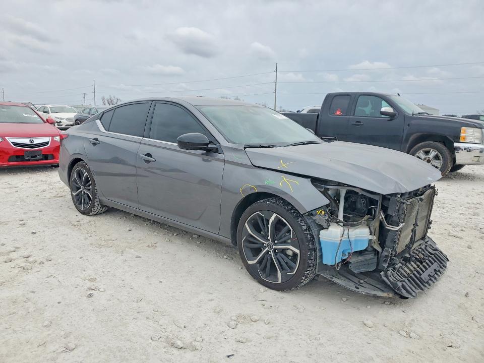Photo 4 from auction – 2024 NISS ALTIMA with VIN 1N4BL4CV3RN364238