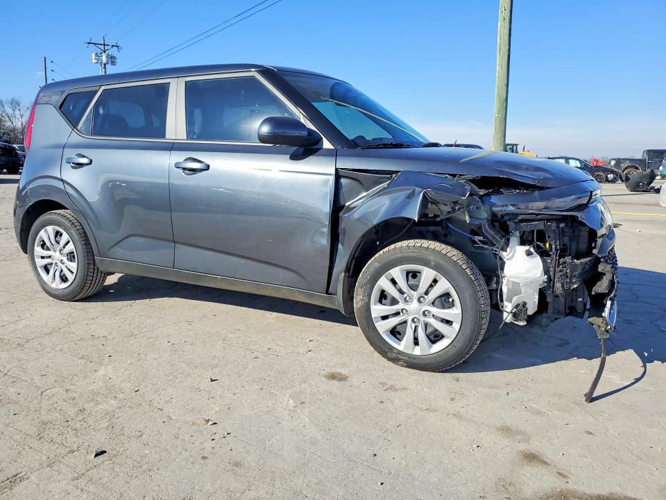 Photo 4 from auction – 2021 KIA SOUL with VIN KNDJ23AU4M7780065