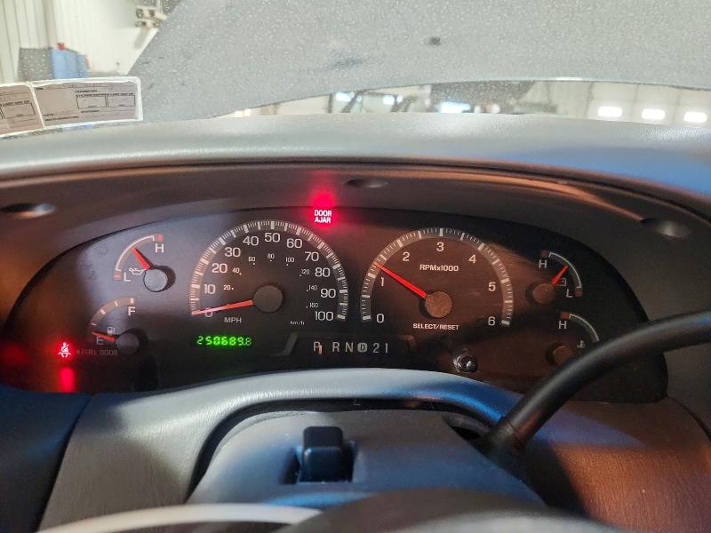Photo 9 from auction – 1999 FORD EXPEDITION with VIN 1FMPU18L7XLB03802