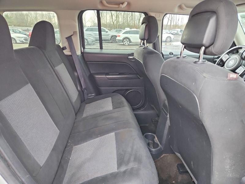 Photo 11 from auction – 2016 JEEP PATRIOT with VIN 1C4NJPFA8GD640455