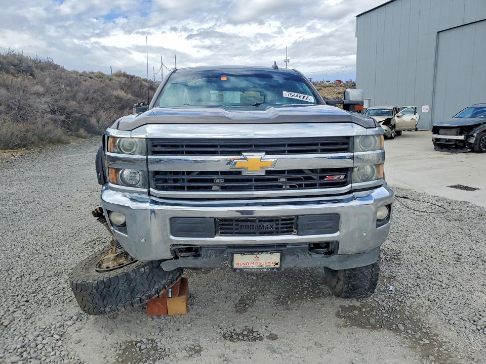 Photo 5 from auction – 2015 CHEVROLET SILVERADO with VIN 1GC1KWE82FF668629