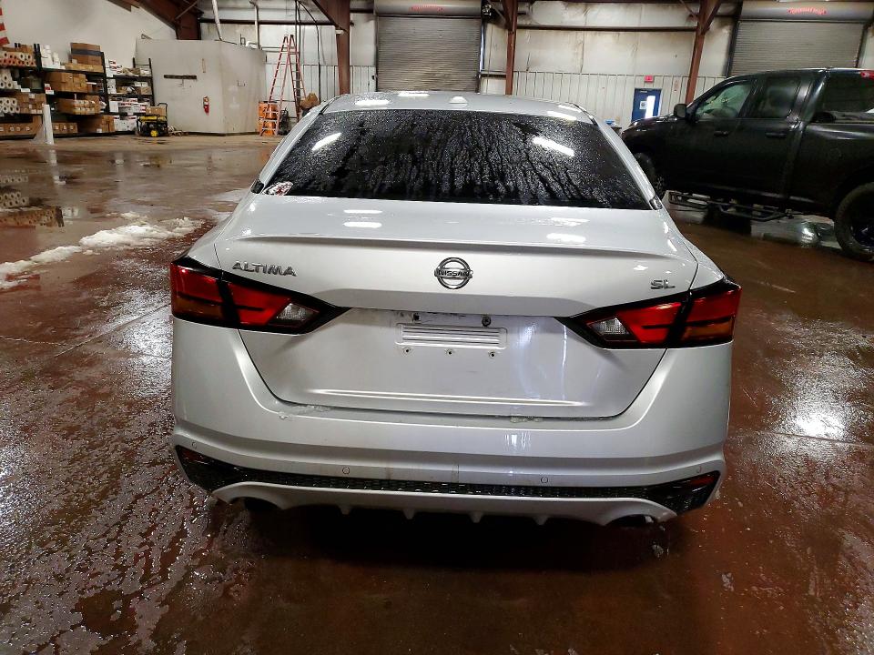 Photo 6 from auction – 2019 NISSAN ALTIMA with VIN 1N4BL4EV7KC193363