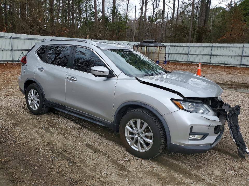 Photo 4 from auction – 2018 NISSAN ROGUE with VIN KNMAT2MT4JP593303