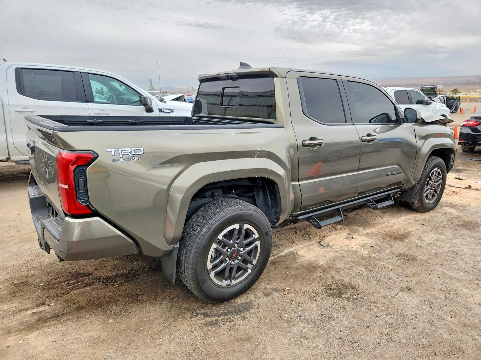 Photo 3 from auction – 2024 TOYOTA TACOMA with VIN 3TMLB5JN8RM056860