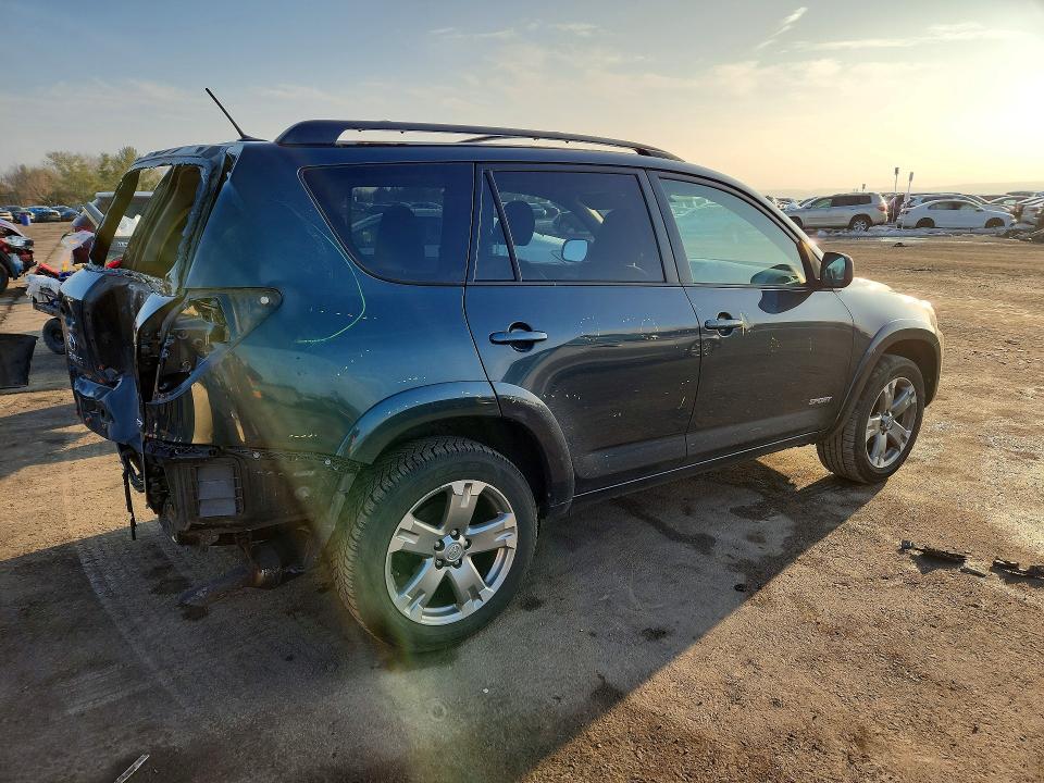 Photo 3 from auction – 2012 TOYOTA RAV4 with VIN 2T3RF4DV7CW184565