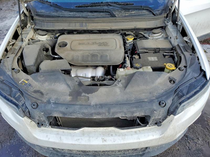 Photo 12 from auction – 2019 JEEP CHEROKEE with VIN 1C4PJLLB3KD225972