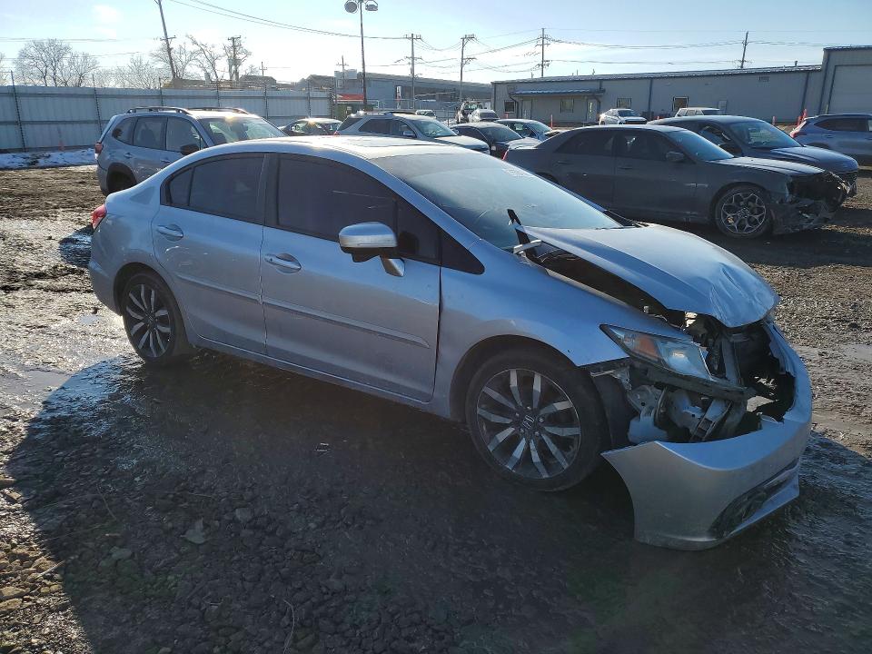 Photo 4 from auction – 2015 HONDA CIVIC EXL with VIN 19XFB2F90FE023414