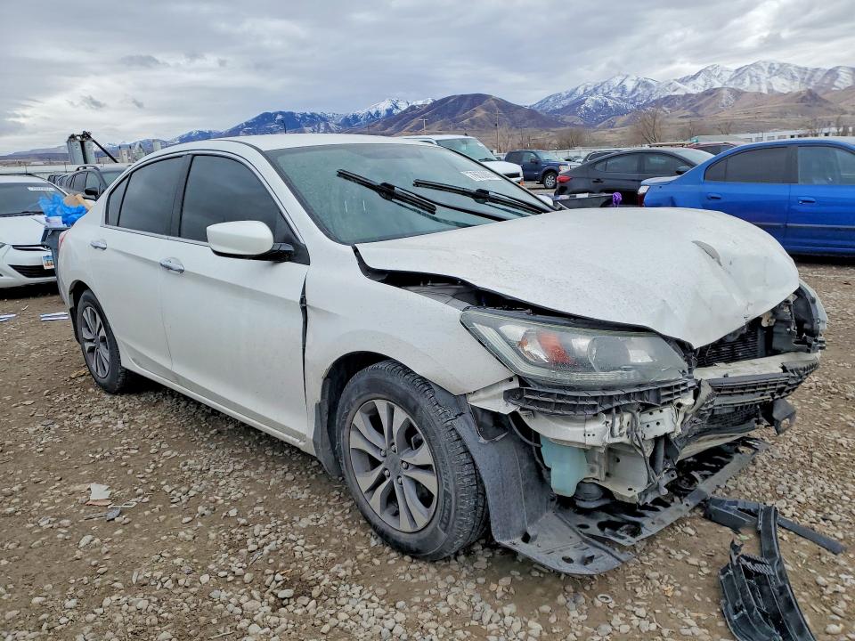 Photo 4 from auction – 2014 HONDA ACCORD with VIN 1HGCR2F30EA237462