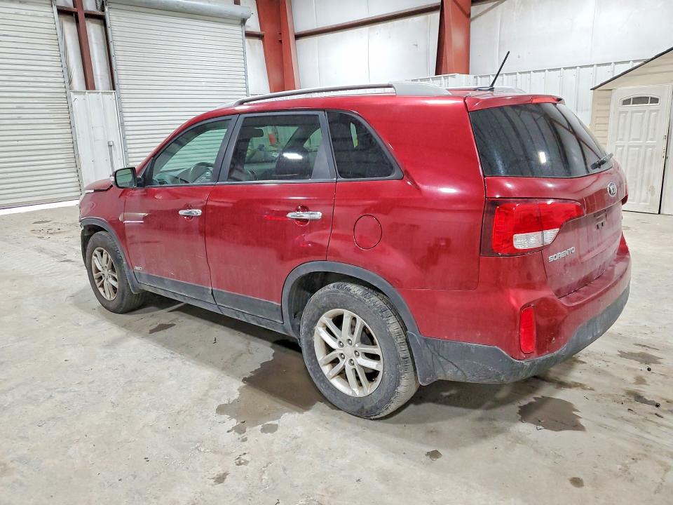 Photo 2 from auction – 2015 KIA SORENTO with VIN 5XYKTDA75FG616993