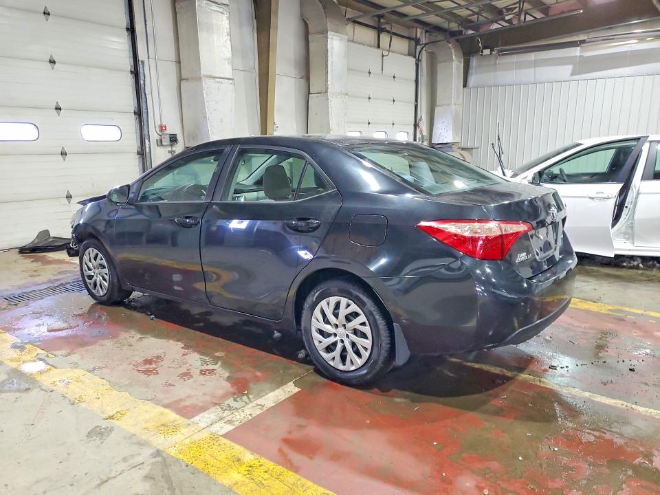 Photo 2 from auction – 2018 TOYOTA COROLLA with VIN 2T1BURHE2JC970912