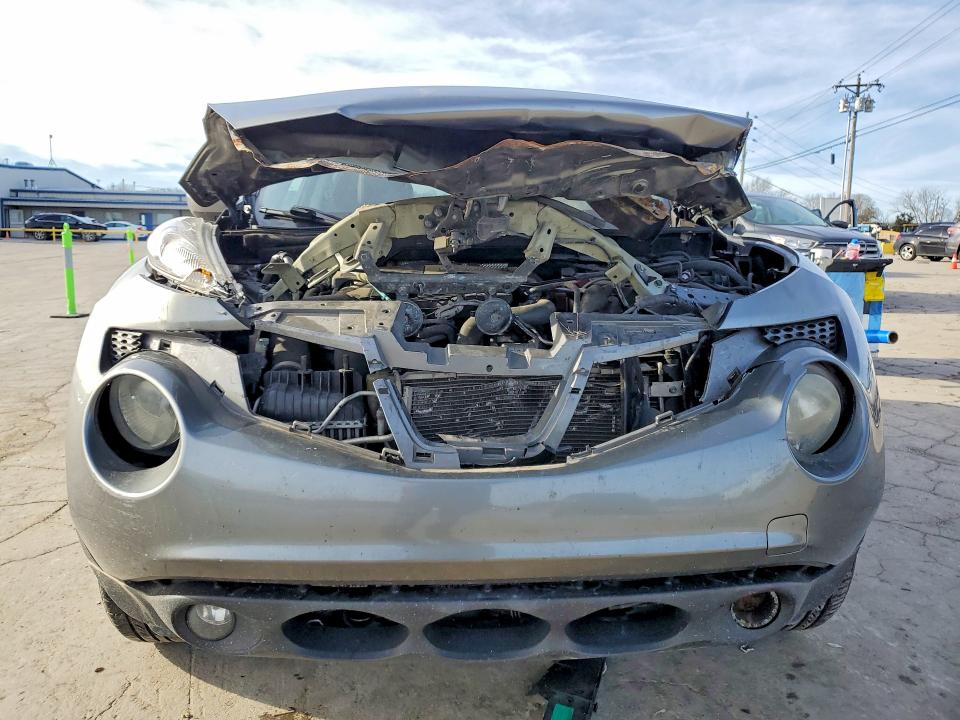 Photo 5 from auction – 2012 NISSAN JUKE with VIN JN8AF5MR6CT116562