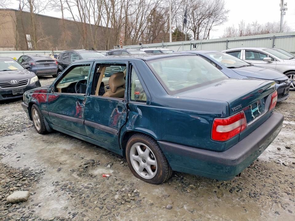 Photo 2 from auction – 1995 VOLVO 850 with VIN YV1LS5533S2244587