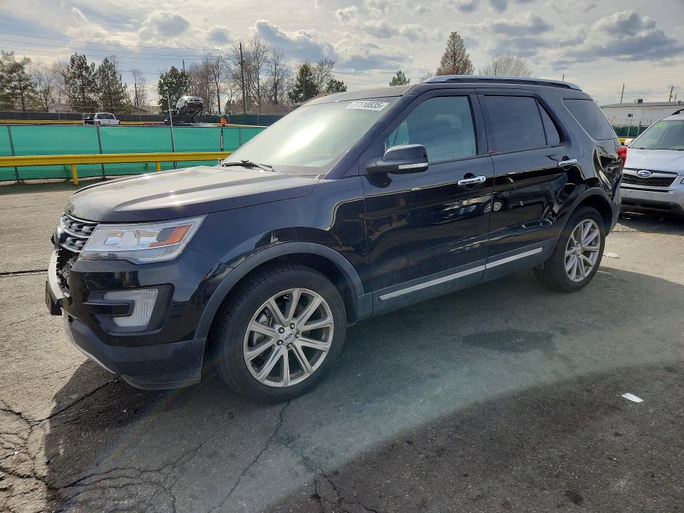 FORD EXPLORER L 2017 with VIN 1FM5K8F82HGD24352 - Photo from auction