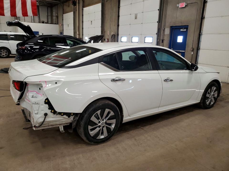 Photo 3 from auction – 2024 NISSAN ALTIMA with VIN 1N4BL4BV2RN357427