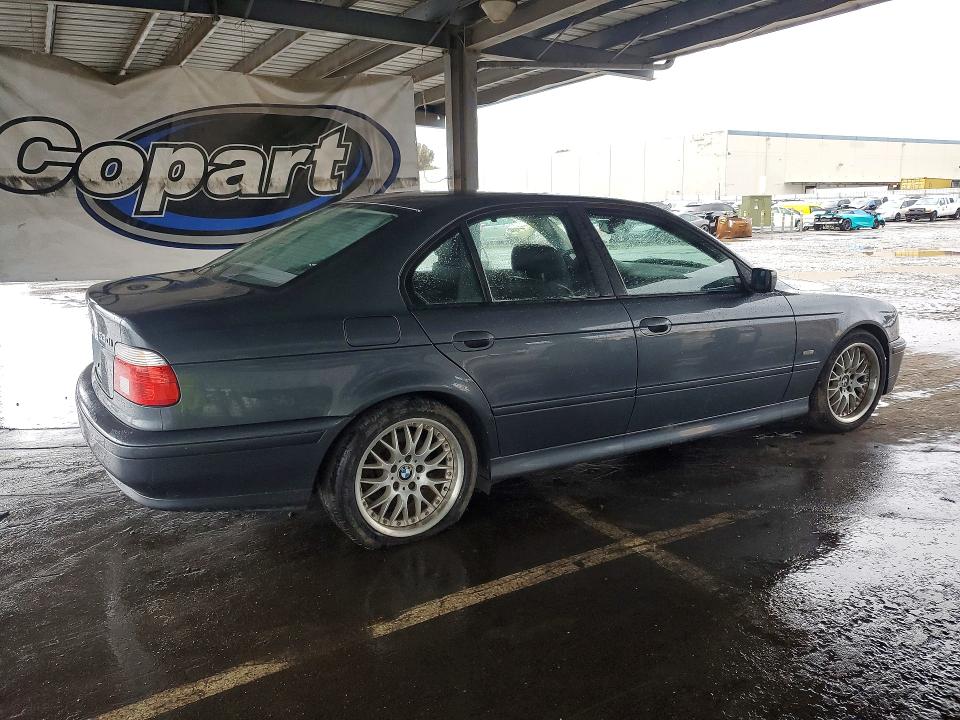 Photo 3 from auction – 2001 BMW 5 SERIES with VIN WBADT63411CF13283