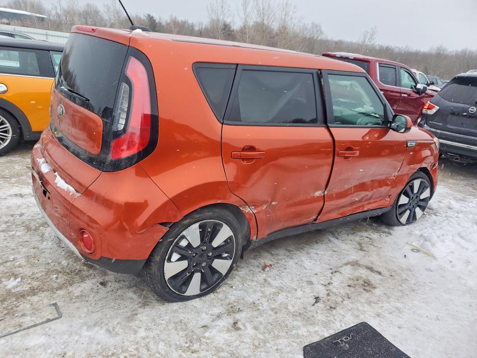 Photo 3 from auction – 2018 KIA SOUL with VIN KNDJP3A5XJ7550228