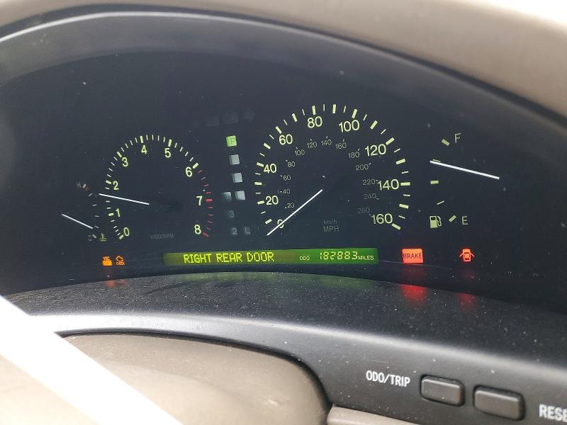 Photo 9 from auction – 1998 LEXUS LS 400 with VIN JT8BH28F3W0126754