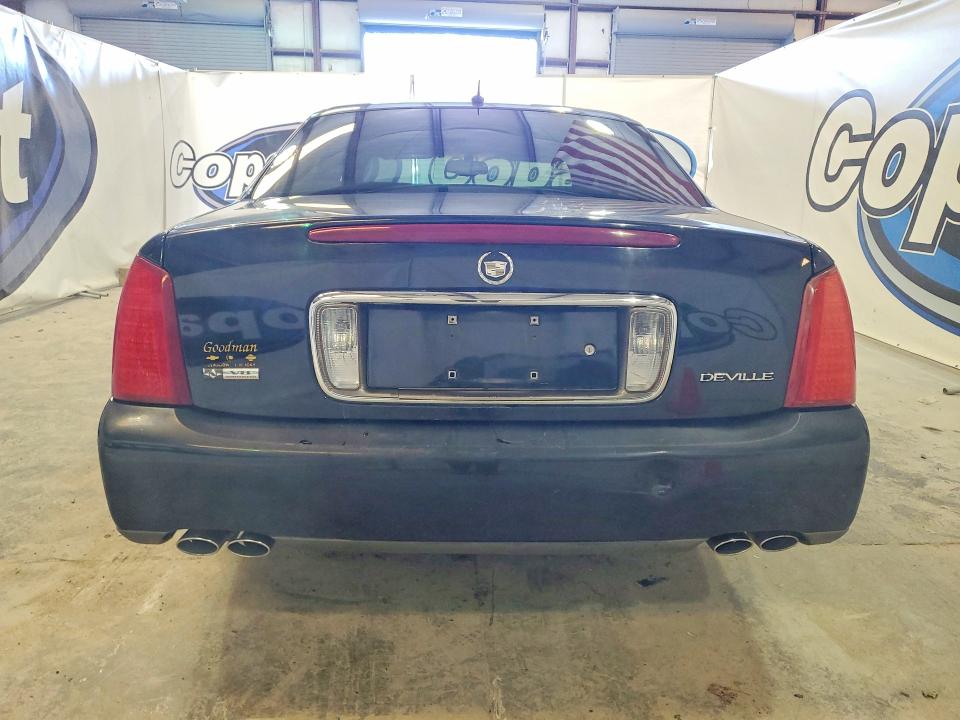 Photo 6 from auction – 2005 CADILLAC DEVILLE with VIN 1G6KD54Y55U132362