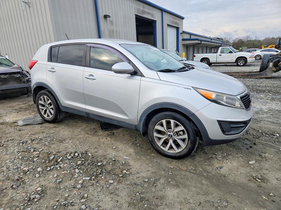 Photo 4 from auction – 2016 KIA SPORTAGE L with VIN KNDPB3AC6G7873112