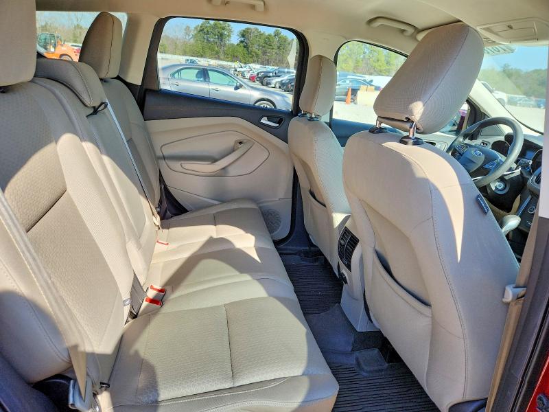 Photo 11 from auction – 2018 FORD ESCAPE SE with VIN 1FMCU9GD5JUC54646