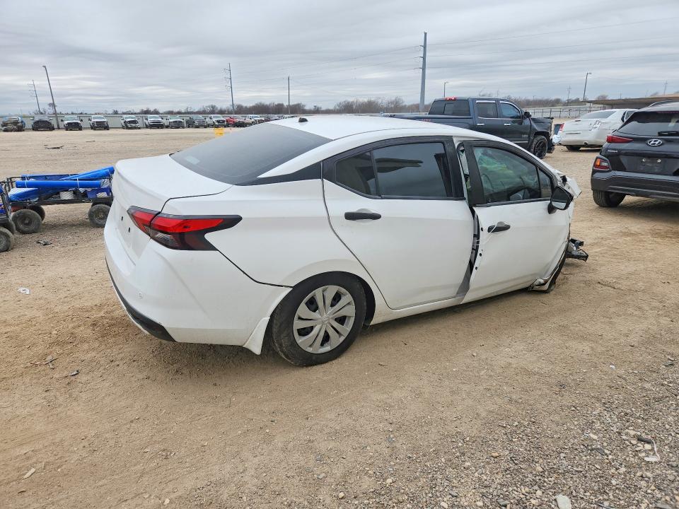 Photo 3 from auction – 2021 NISSAN VERSA with VIN 3N1CN8DV9ML821385