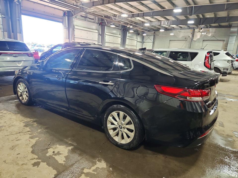 Photo 2 from auction – 2018 KIA OPTIMA with VIN 5XXGT4L36JG246392