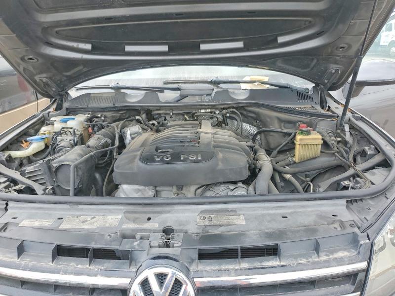 Photo 11 from auction – 2012 VOLKSWAGEN TOUAREG with VIN WVGFF9BP7CD005115
