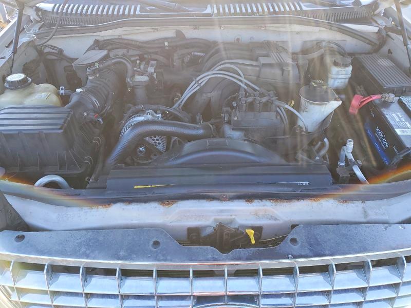 Photo 12 from auction – 2005 FORD EXPLORER with VIN 1FMZU73K55UA57033