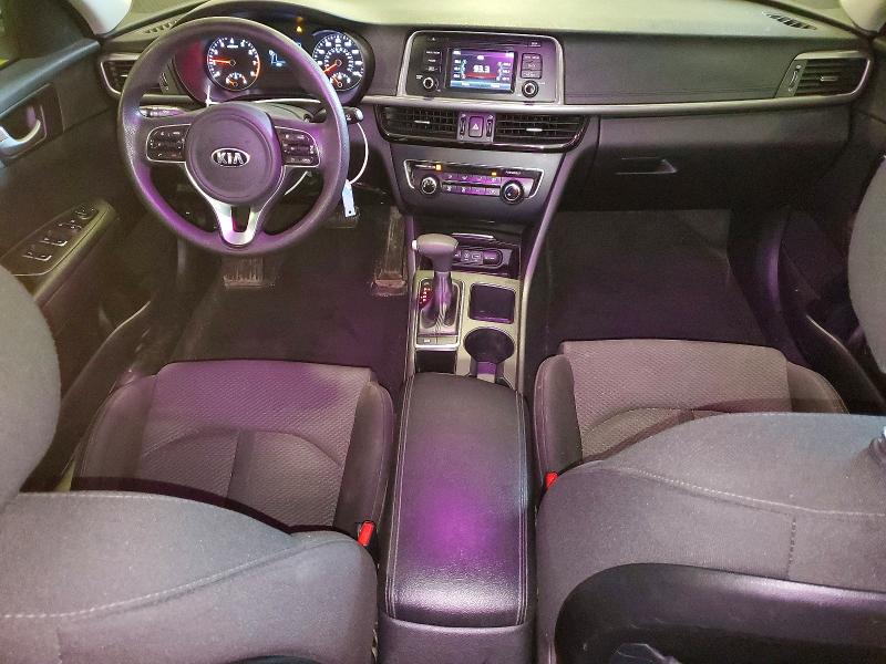 Photo 8 from auction – 2017 KIA OPTIMA with VIN 5XXGT4L39HG162495