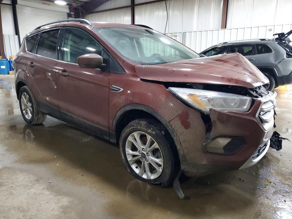 Photo 4 from auction – 2018 FORD ESCAPE with VIN 1FMCU9HD6JUA02919