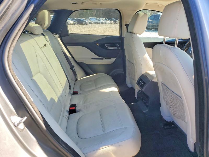 Photo 11 from auction – 2019 JAGUAR F-PACE PRE with VIN SADCK2FN6KA616082