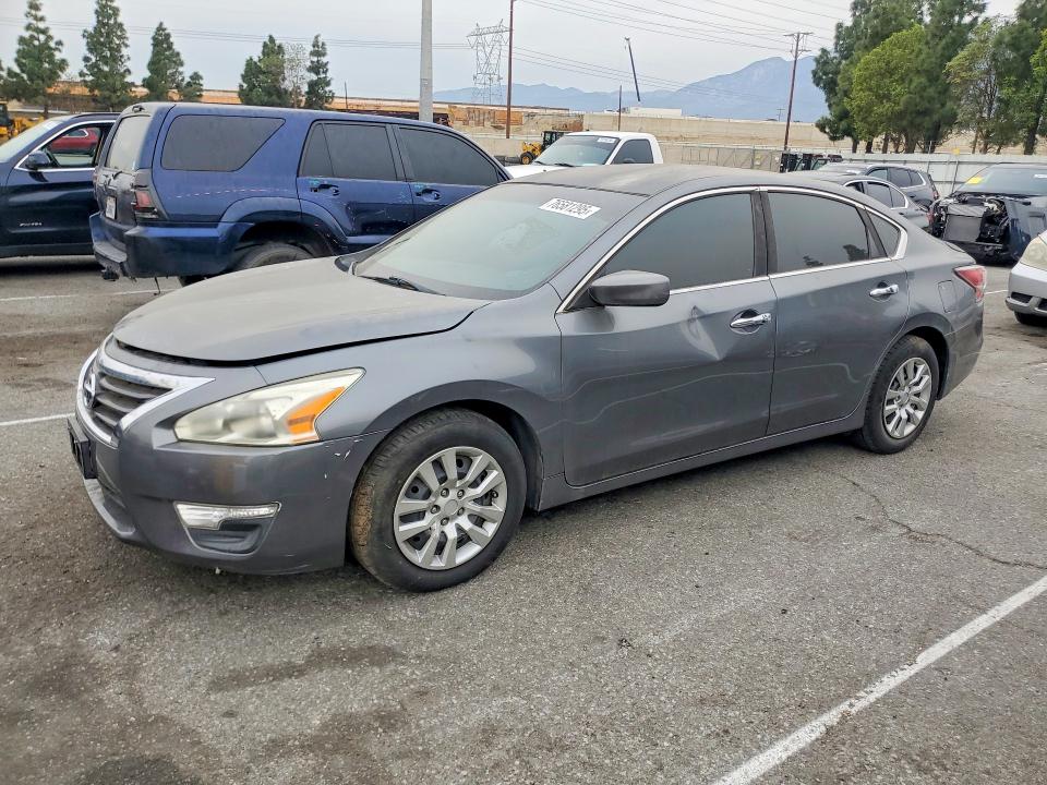 NISSAN ALTIMA 2015 with VIN 1N4AL3AP3FN893601 - Photo from auction