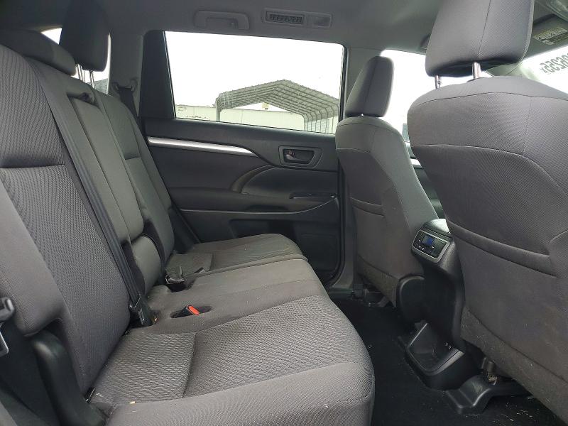 Zdjęcie 11 z aukcji – 2017 TOYOTA HIGHLANDER z VIN 5TDZARFH8HS026070