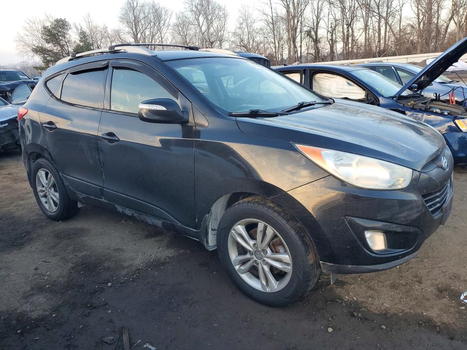 Photo 4 from auction – 2012 HYUNDAI TUCSON GLS with VIN KM8JU3AC1CU434956