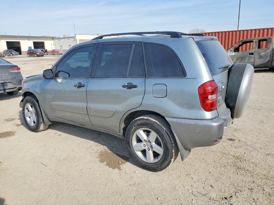 Photo 2 from auction – 2005 TOYOTA RAV4 with VIN JTEHD20V950047139