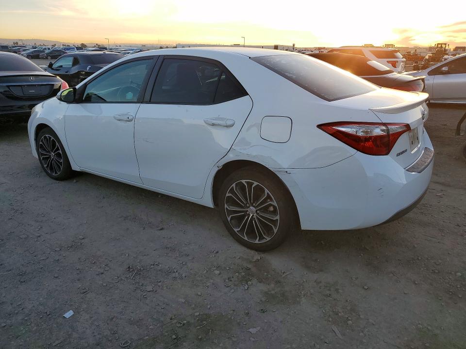 Фото 2 с аукциона – 2015 TOYOTA COROLLA с VIN 5YFBURHE5FP310743