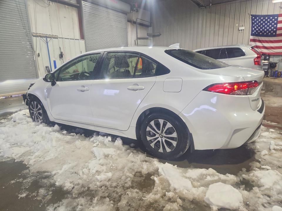 Photo 2 from auction – 2022 TOYOTA COROLLA with VIN JTDEAMDE6N3007038