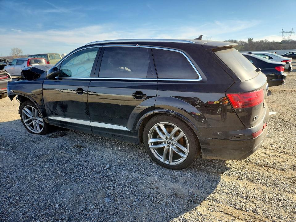 Photo 2 from auction – 2018 AUDI Q7 PRESTIG with VIN WA1VAAF79JD054396