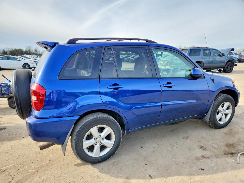 Photo 3 from auction – 2005 TOYOTA RAV4 with VIN JTEHD20V550047350