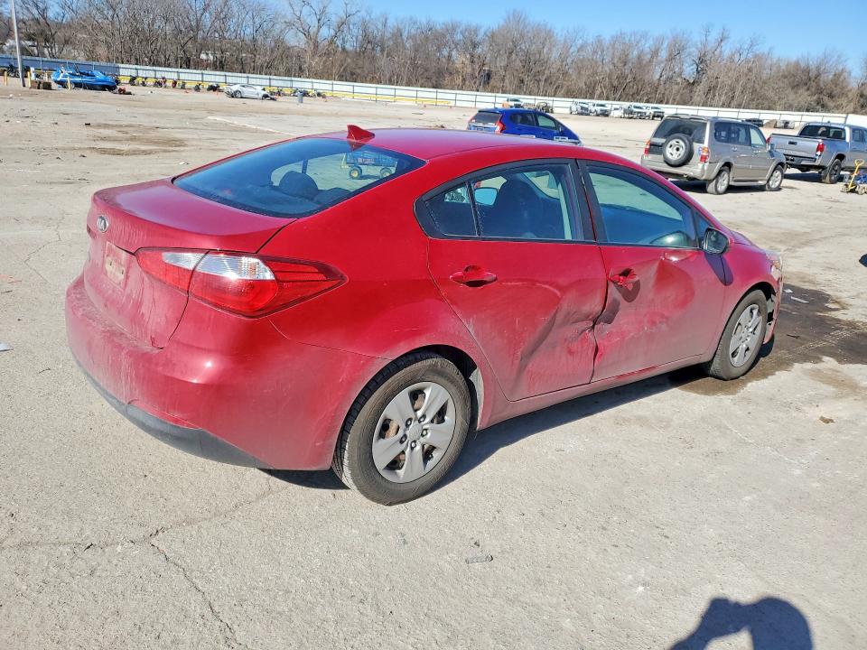 Photo 3 from auction – 2016 KIA FORTE with VIN KNAFK4A69G5610763