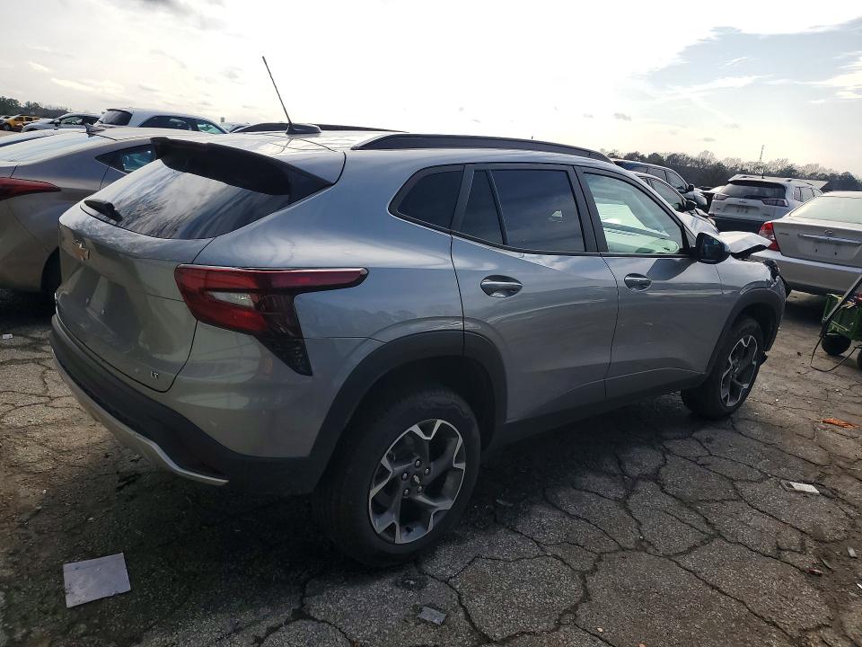Photo 3 from auction – 2024 CHEVROLET TRAX with VIN KL77LHE20RC054499