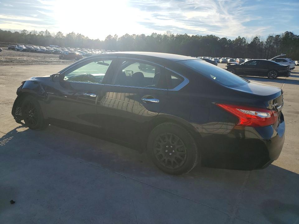 Photo 2 from auction – 2017 NISS ALTIMA with VIN 1N4AL3AP7HN344745