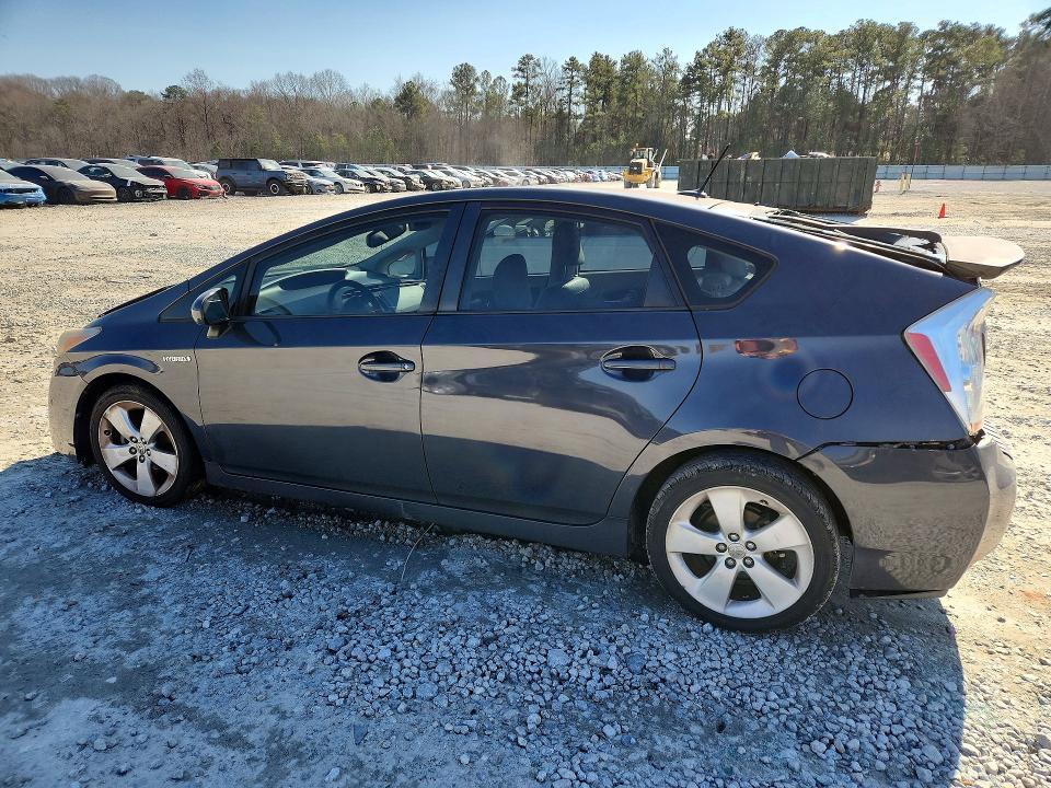 Photo 2 from auction – 2010 TOYOTA PRIUS with VIN JTDKN3DUXA0132581