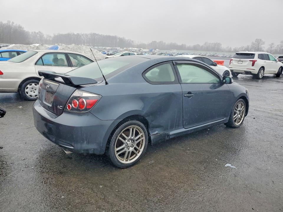 Photo 3 from auction – 2010 TOYOTA SCION TC with VIN JTKDE3B77A0318576