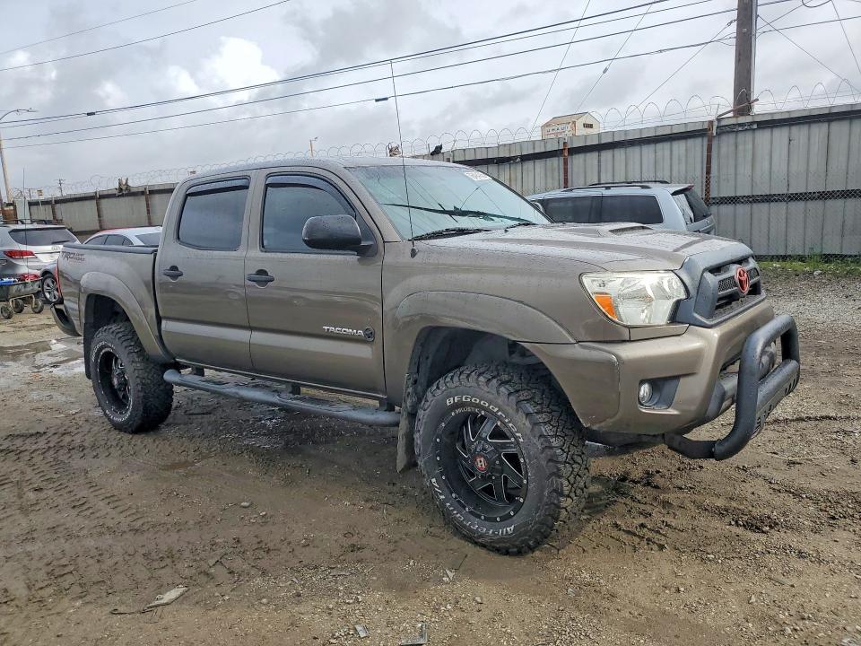 Photo 4 from auction – 2014 TOYOTA TACOMA with VIN 5TFLU4EN6EX098785