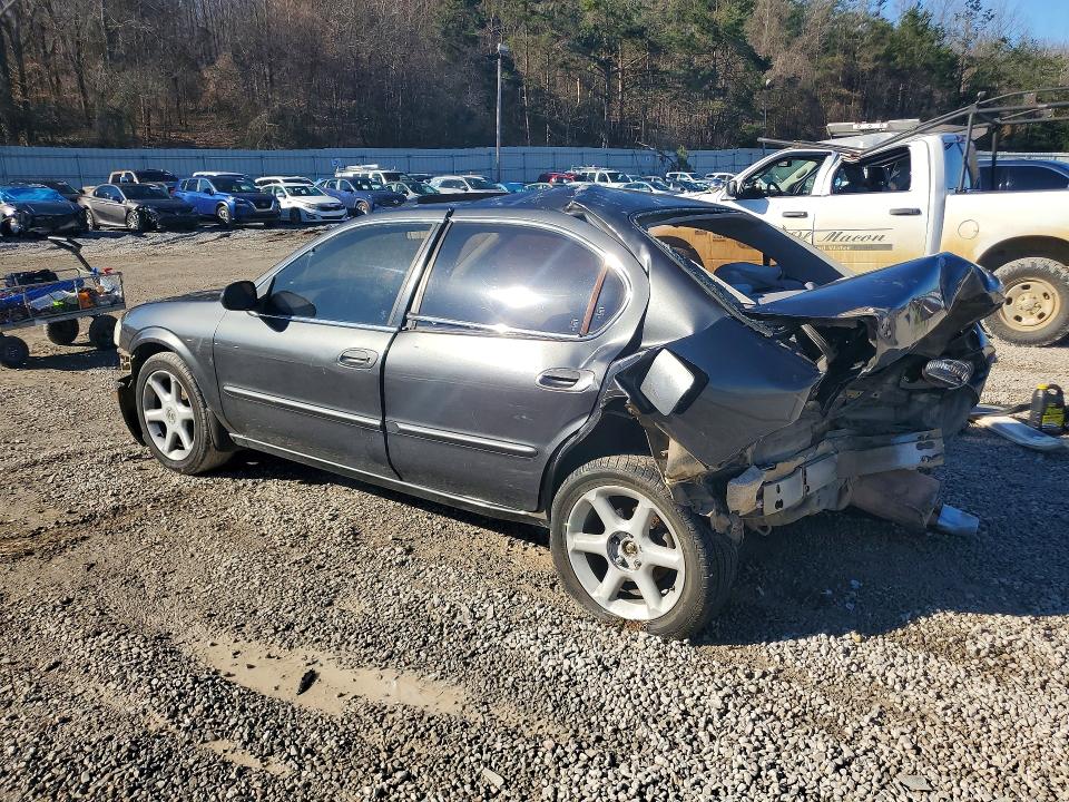 Photo 2 from auction – 2000 NISSAN MAXIMA with VIN JN1CA31D3YT547399