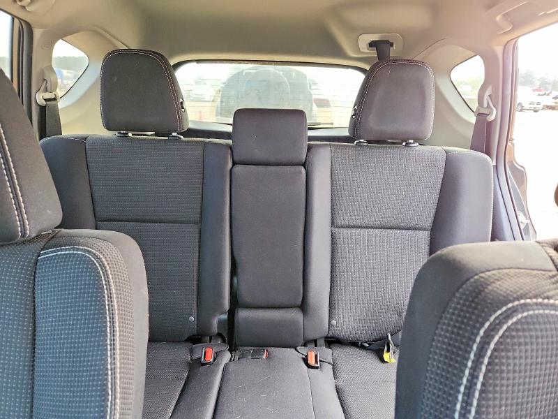 Photo 10 from auction – 2018 TOYOTA RAV4 with VIN 2T3WFREV7JW406758