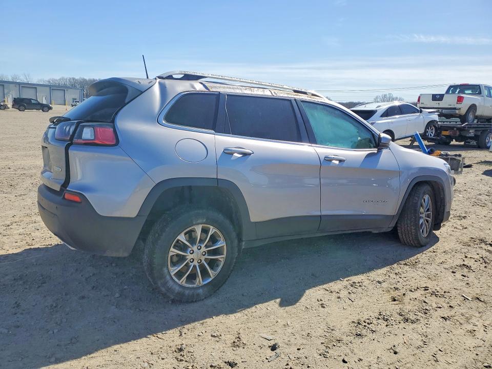 Photo 3 from auction – 2019 JEEP CHEROKEE with VIN 1C4PJMLX3KD102559
