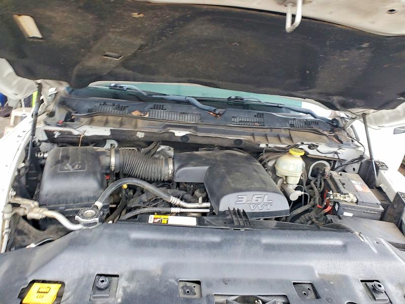 Photo 11 from auction – 2017 RAM 1500 with VIN 1C6RR7FG7HS633208