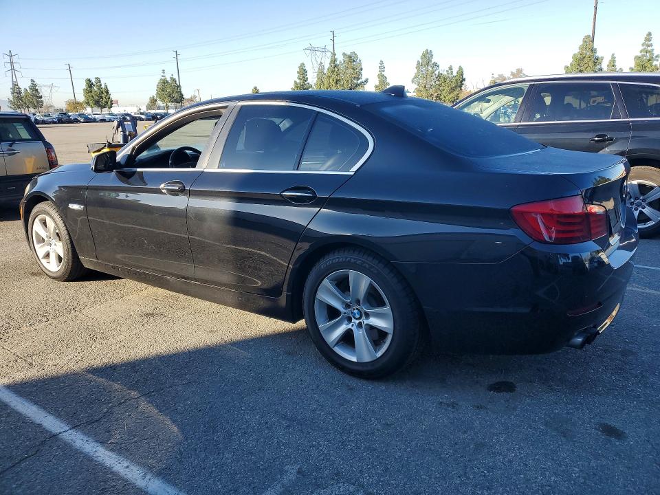 Photo 2 from auction – 2013 BMW 528 with VIN WBAXG5C59DD233563